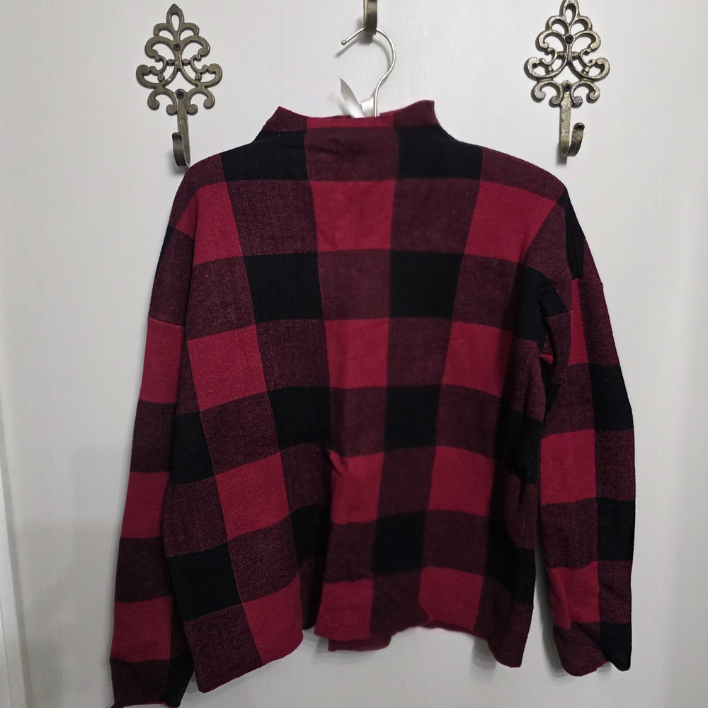 Tahari Red and Black Buffalo Plaid Sweater Size M